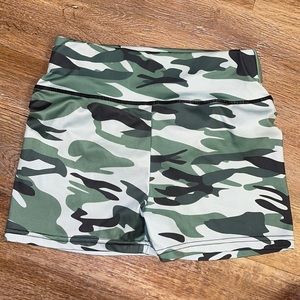 Camp athletic shorts
